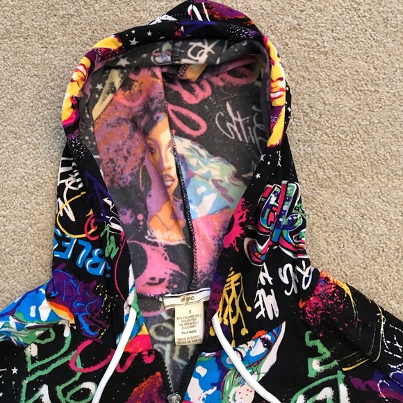 NYC Urban Graffiti Hoodie Jacket Women Size Small Black Multi Color Rap Soul Hip - Picture 8 of 10